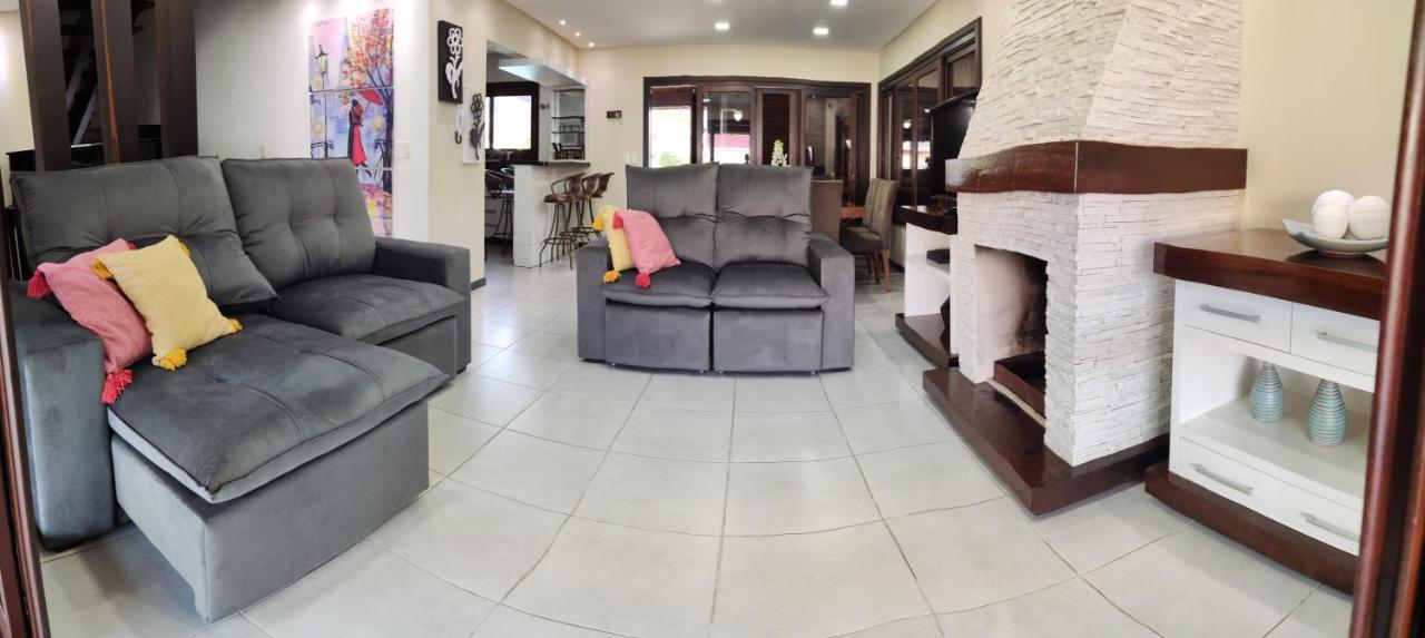 Сasa de vacaciones Casa Nos Ingleses Com Piscina E Jacuzzi